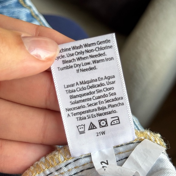 NWOT Free Assembly Light Blue Distressed Jeans | 18 - Picture 8 of 9